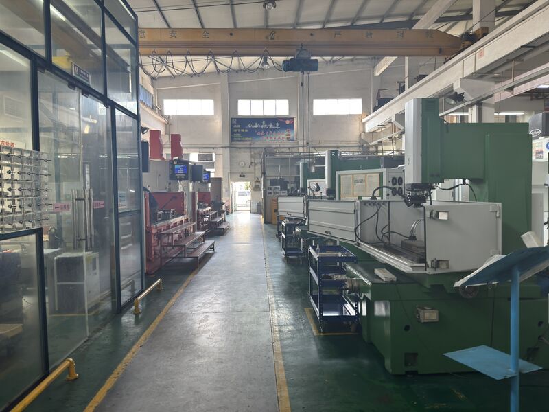 Guangzhou Starlink Mold Co.,Ltd. linea di produzione del fabbricante