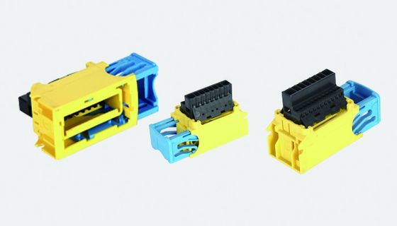 comprare Stampi di iniezione di plastica su misura ad alta precisione per connettori elettrici online manufacture