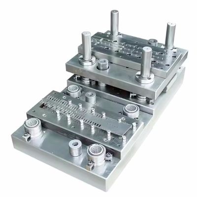 Un buon prezzo. 128T PD Over Mold estremamente resistente con 2 cavità in linea